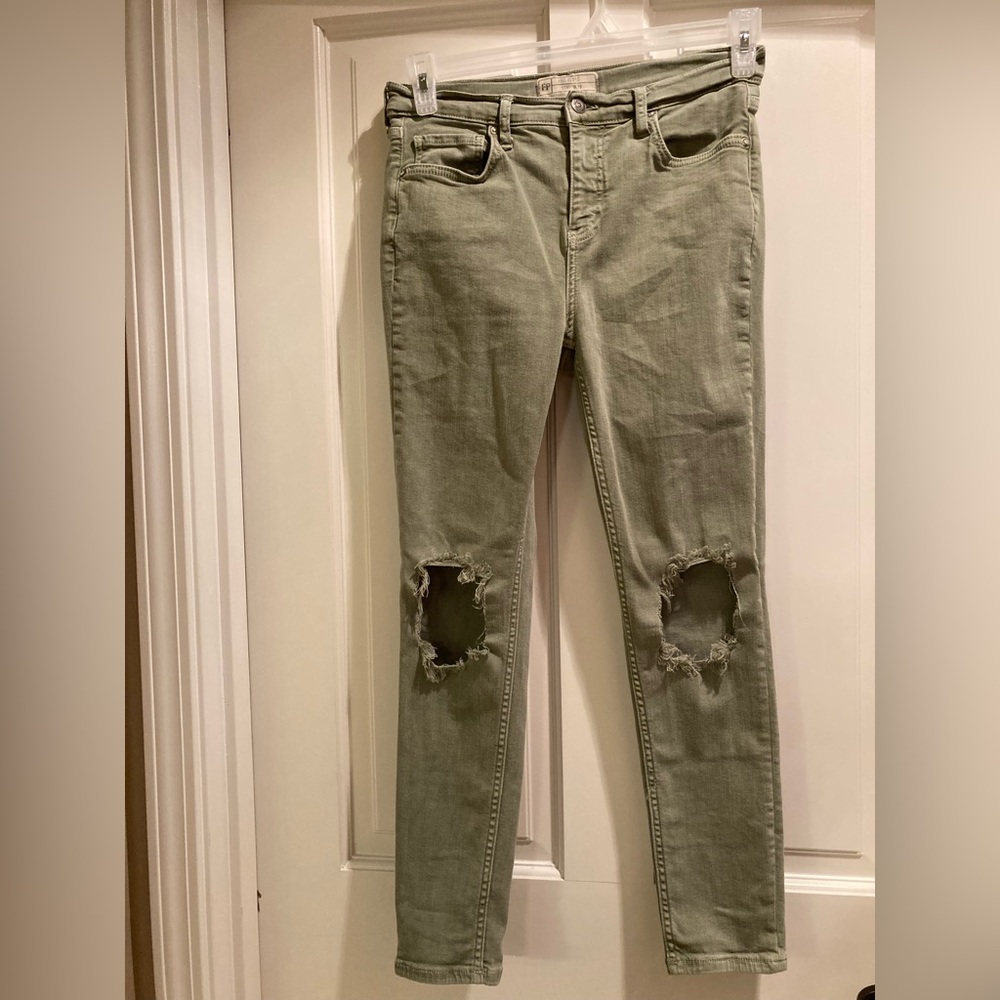 Free People Busted Knee Skinny Jeans